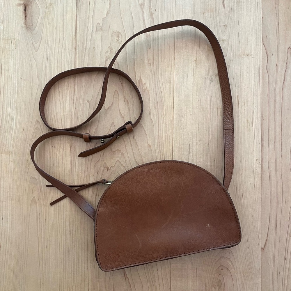 [Madewell] Half Moon Brown Leather Crossbody Bag